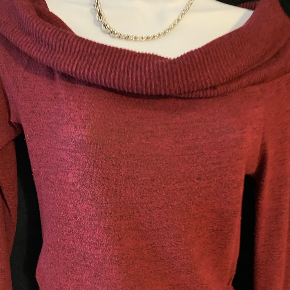 Ladies top - Picture 3 of 7